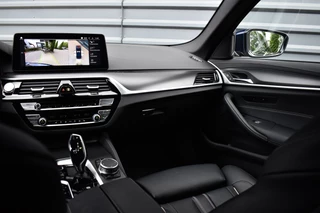 BMW 5 Serie | Laserlight | 20'' Velgen | 360 Camera | Comfort Zetels | Head-Up | - afbeelding nr 30