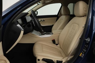 BMW 3 Serie BMW 3-serie 330e eDrive Edition | Adaptive cruise | Leder |  Stoelverwarming | Harman/Kardon | Keyless | Carplay | Live Cockpit | Navigatie | Full LED | Achterbankverwarming - afbeelding nr 5