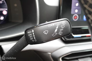 SEAT Leon Seat Leon Sportstourer 1.5 TSI Style Launge Edition 130 PK, Digital dashboard, Trekhaak, Adaptief cruise, Camera, Parkeer assistent, App connect, Pdc voor -achter, Full led, Clima, Navi, 17 inch Lmv. - afbeelding nr 40