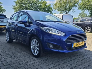 Ford Fiesta Ford Fiesta 1.0 EcoBoost Titanium | 100pk | Trekhaak | Cruisecontrol | Navigatie | LMV | Keurige nette auto! - afbeelding nr 6