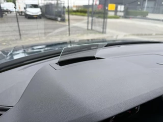 Volkswagen Tiguan Volkswagen Tiguan 1.4 TSI eHybrid R-Line PANO LEER HEAD UP - afbeelding nr 6