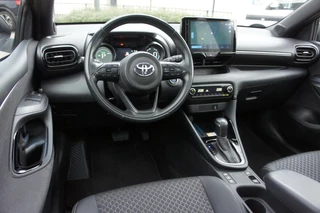 Toyota Yaris Toyota Yaris 1.5 Hybrid Black Sport Camera|LED|Navi|Panorama - afbeelding nr 4