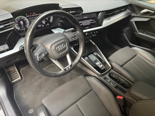 Audi A3 Audi A3 Sportback 45 TFSI e S edition Comp. 3x S-Line HUD Matrix Pano B&O Massage stoelen - afbeelding nr 4