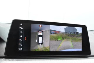 BMW 5 Serie BMW 520i Touring M-Sport Bluestone Pano Comfortstoel 360°Camera HUD Leder HiFi Adaptive LED 19