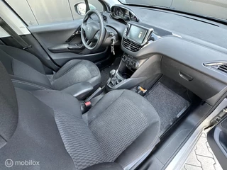 Peugeot 208 Peugeot 208 1.2 PureTech Blue Lion |CRUISE | CARPLAY | TREKHAAK | - afbeelding nr 3