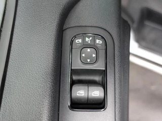 Mercedes-Benz Sprinter Mercedes-Benz Sprinter L2H2 Automaat Airco Cruise control  Navigatie Side bars - afbeelding nr 12