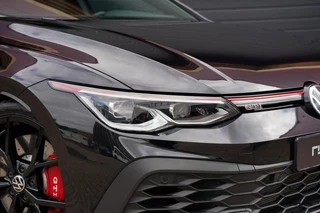Volkswagen Golf Volkswagen Golf 8 GTI Clubsport | Pano | Matrix IQ | Alcantara | ACC | Rijdersauto Edition | Deep Black Pearl | Fabrieksgar. 2027 - afbeelding nr 9