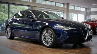 Alfa Romeo Giulia 2.0T Super | 300 pk | Sportuitlaat | Flippers | Veloce int |