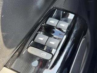 Citroën C3 Citroen C3 1.2 PureTech Shine 1e Eigenaar,Camera,Trekhaak,Navi,Clima,Cruise,Pdc,Lmv,N.A.P,Weinig Km,Apk tot 11-2025 - afbeelding nr 21