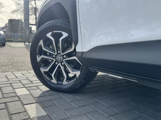 Toyota Yaris Cross Parkeersensoren V+A, Dodehoeksensor, Navigatie , All-in Rijklaarprijs - afbeelding nr 9