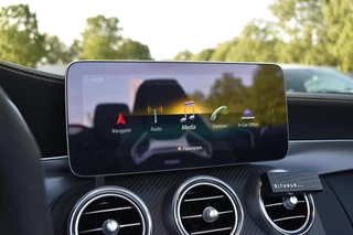 Mercedes-Benz C-Klasse Mercedes-Benz C-klasse Cabrio AMG 63 S Final Edition Virtual Keramische HUD Lane Burmester - afbeelding nr 26