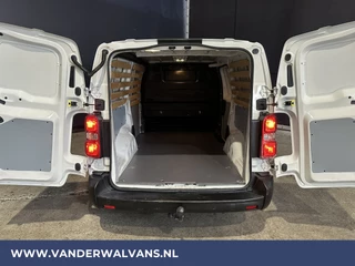 Toyota ProAce Toyota ProAce Worker 1.5 D-4D L1H1 Euro6 Airco | Cruisecontrol | Trekhaak Bijrijdersbank - afbeelding nr 3