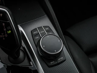 BMW 5 Serie BMW 5 Serie Touring 530e 292PK High Executive M-Sport | LASER LED | HEAD-UP | PANORAMADAK | SHADOW LINE | ADAPTIVE CRUISE | - afbeelding nr 73