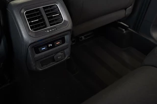 Volkswagen Tiguan Volkswagen Tiguan 1.4 TSI R Line Org NL 1ste Eig Trekhaak LED Dealer Onderhouden - afbeelding nr 30