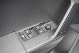 SEAT Arona SEAT Arona 1.0 TSI Style B. Int Camera | Trekhaak | NAP | Clima | Navigatie - afbeelding nr 23