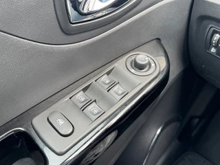 Renault Captur Renault Captur 1.2 TCe xMod - camera - leer - navi - stoelverwarming - afbeelding nr 16