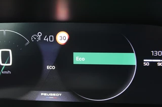 Peugeot 2008 | Achteruitrijcamera | Navigatie | Cruise Control - afbeelding nr 22