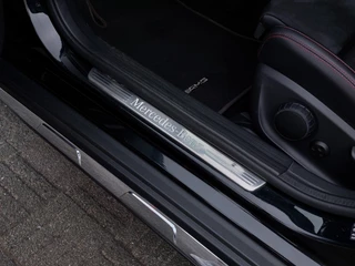 Mercedes-Benz GLA Mercedes-Benz GLA 180 122pk Automaat Business Solution AMG | Origineel NL | Navi | Clima | Cruise | Keyless Entry | Pdc V+A+Assist+Camera | Licht+Regensensor | Stoelverwarming | 18''lm - afbeelding nr 29