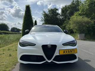 Alfa Romeo Giulia Alfa Romeo Giulia 2.0 T Veloce Q4 280pk, My21, Parelmoer! - afbeelding nr 3