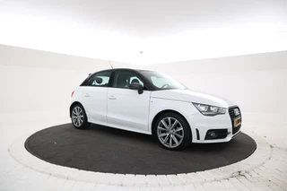 Audi A1 Sportback 5 Deurs, S-line, Navigatie, Lmv - afbeelding nr 2