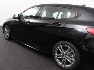 BMW 1 Serie BMW 1-serie 118i M-Sport Climate Control Adeptive cruise control Stoelverwarming LED Parkeersensoren Apple carplay / Andriod auto - afbeelding nr 30