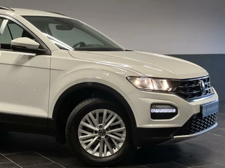 Volkswagen T-Roc Volkswagen T-Roc 1.0 TSI Style Business | Lage Kilometers! | Carplay | Stoelverwarming | - afbeelding nr 20