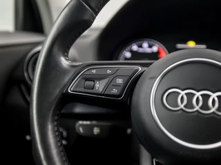 Audi Q2 150Pk Automaat (NAVIGATIE, CAMERA, GETINT GLAS, SPORTSTOELEN, PLAT SPORTSTUUR, TREKHAAK, CRUISE, PARKEERSENSOREN, NIEUWE APK, NIEUWSTAAT) - afbeelding nr 19