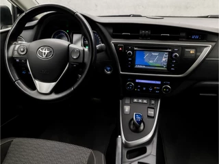 Toyota Auris Automaat (NAVIGATIE, CLIMATE, CAMERA, GETINT GLAS, XENON, SPORTSTOELEN, CRUISE, NIEUWE APK, BLUETOOTH, NIEUWSTAAT) - afbeelding nr 7