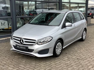 Mercedes-Benz B-Klasse Mercedes B-klasse 180, navigatie, parkeersensoren, stoelverwarming - afbeelding nr 2