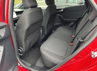 Ford Puma Ford Puma 1.0 EcoBoost Hybrid ST-Line 125pk Automaat | Nieuw Model | Fantastic Red | Achteruitrijcamera | Navigatie | Draadloze Carplay, Android auto  | Nieuw te Bestellen - afbeelding nr 15