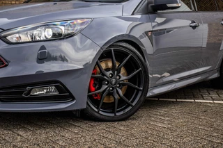 Ford Focus Ford Focus 2.0 ST, Milltek Sport, 19 Inch RS LMV, Airtec - afbeelding nr 10