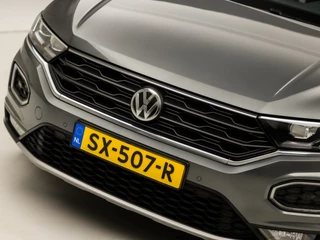 Volkswagen T-Roc 150Pk (VIRTUAL COCKPIT, APPLE CARPLAY, CLIMATE, ADAPTIVE CRUISE, SPORTSTOELEN, LED KOPLAMPEN, GETINT GLAS, LANE ASSIST, NIEUWSTAAT) - afbeelding nr 30
