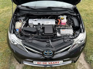 Toyota Auris Toyota Auris 1.8 Hybrid Lease - NAVI/XENON/PANO/CAMERA/NAP - afbeelding nr 9