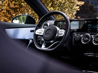 Mercedes-Benz A-Klasse Mercedes A-klasse A250e AMG|PANO|18''|CARPLAY|PLUG-IN|SFEERV - afbeelding nr 19