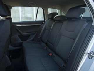 Škoda Octavia Škoda Octavia Combi 1.5TSi 150pk DSG Greentech Style | Virtual Cockpit | Navi & App-Connect | Trekhaak | LED koplampen | PDC achter | Cruise Control Adaptief - afbeelding nr 5
