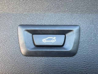 BMW X1 Panoramadak Navi Prof Leer Head Up Camera DAB Stoelverwarming Led Koplampen  NL Auto - afbeelding nr 35
