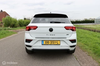 Volkswagen T-Roc Volkswagen T-Roc 1.5 TSI R-Line / Navi / Pano / Beats audio - afbeelding nr 32