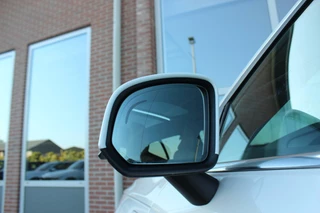 Volvo XC40 ➡️ Volvo XC40 1.5 T5 Recharge Inscription 262 pk | 1e eigenaar | 19 inch | Camera | Dakraam | LED | DAB | Trekhaak | Voorruit verwarming | Telefoon lader | NL auto | inc BTW | - afbeelding nr 40