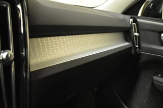 Volvo XC40 Volvo XC40 T2 129pk Aut. Momentum | Navigation Tech - afbeelding nr 28