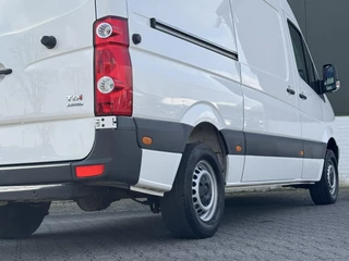 Volkswagen Crafter Volkswagen Crafter 35 2.0 TDI L2H2 Camera Navigatie Trekhaak Airco Cruise Stoelverwarming - afbeelding nr 16