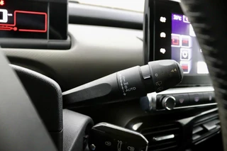 Citroën C4 Cactus Citroen C4 Cactus 1.2 PureTech Shine grijs/zwart - afbeelding nr 18