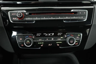BMW X1 BMW X1 xDrive25e Advantage | Head-Up | Stoelverwarming |  Sportstoelen | Camera | Full LED | DAB | Navigatie | Climate control | PDC | Cruise control - afbeelding nr 11