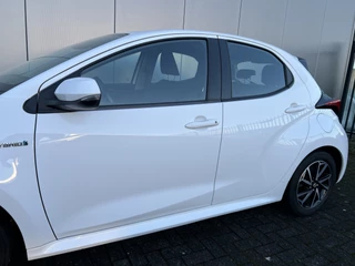 Toyota Yaris Dealeronderhouden | NL auto - afbeelding nr 24