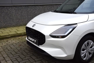 Suzuki Swift Suzuki Swift 1.2 Comfort Smart Hybrid | Van €21.995,- naar €19.995,-!! | 6 jaar garantie of 150.000 KM | - afbeelding nr 3