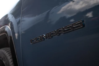 Jeep Compass Jeep Compass 4xe 240 Plug-in Hybrid Electric S - All-inrijklrprs | pano schuif-k dak - afbeelding nr 36
