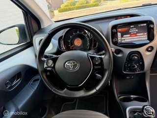Toyota Aygo Toyota Aygo 1.0 VVT-i x-clusiv - afbeelding nr 13