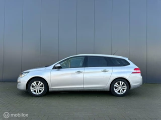 Peugeot 308 Peugeot 308 SW 1.2 PureTech Blue Lease Executive N.A.P grijs - afbeelding nr 8