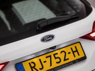 Ford Fiesta (APPLE CARPLAY, GROOT NAVI, CLIMATE, CAMERA, ADAPTIVE CRUISE, SPORTSTOELEN, CAMERA, PARKEERSENSOREN, LM VELGEN, NIEUWE APK, NIEUWSTAAT) - afbeelding nr 28