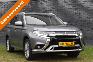 Mitsubishi Outlander Navi/Alcantara-Leder/Camera/Pdc/Standkachel/Trekhaak/Etc.! - afbeelding nr 1
