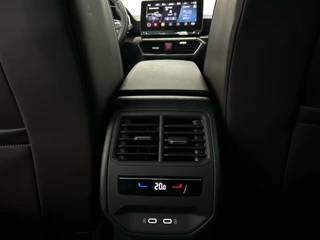 SEAT Leon | Adaptive cruise control | Lane assist | Sfeerverlichting - afbeelding nr 20